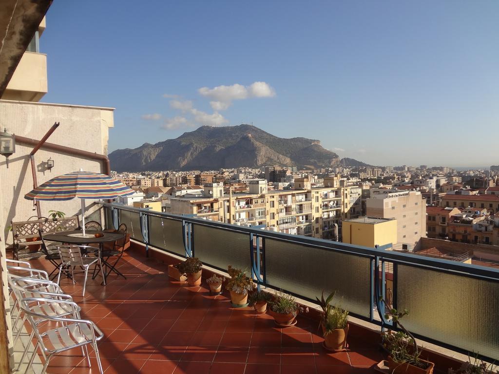 Casa Riccio Hotel Палермо Екстериор снимка