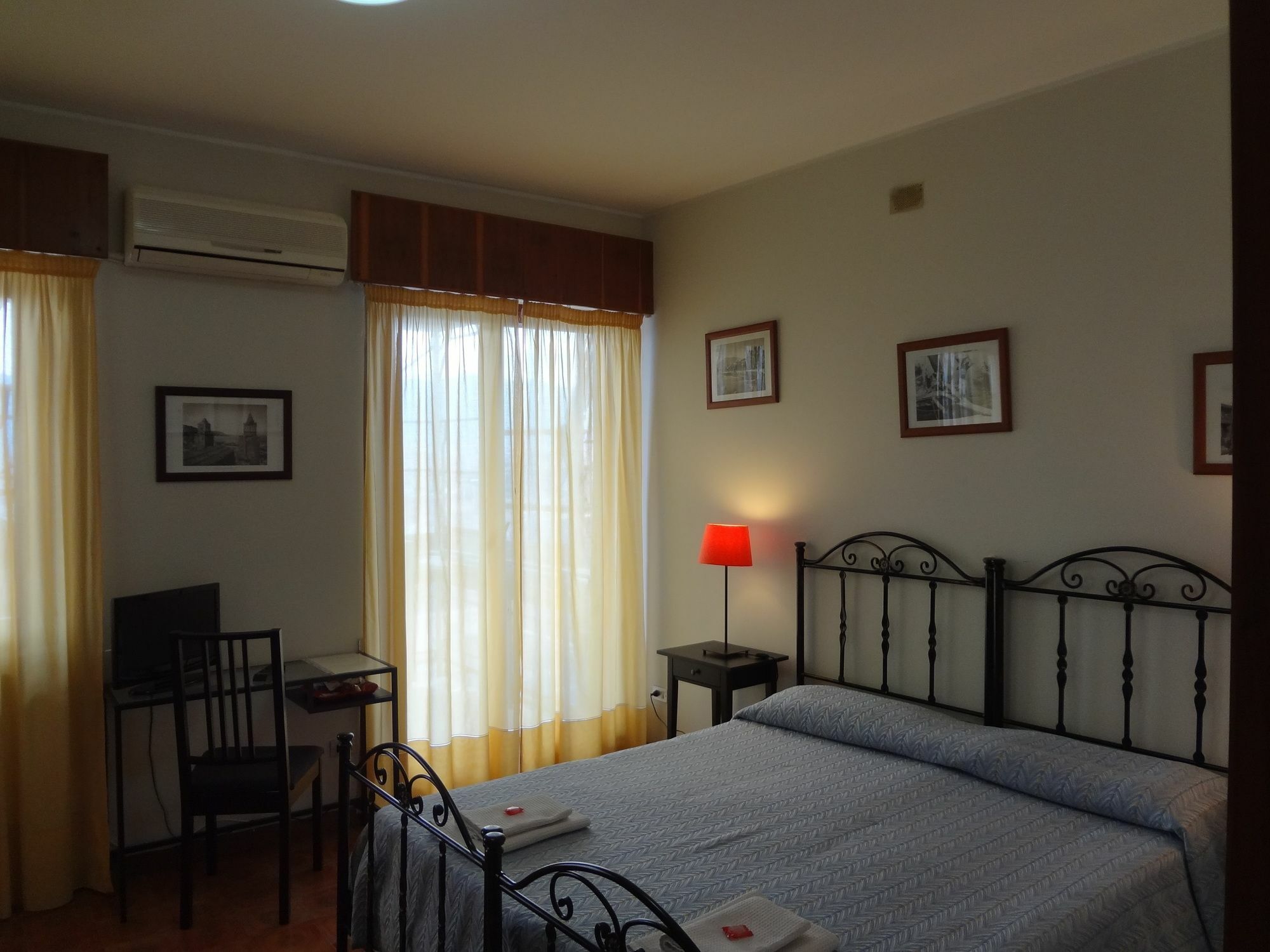 Casa Riccio Hotel Палермо Екстериор снимка