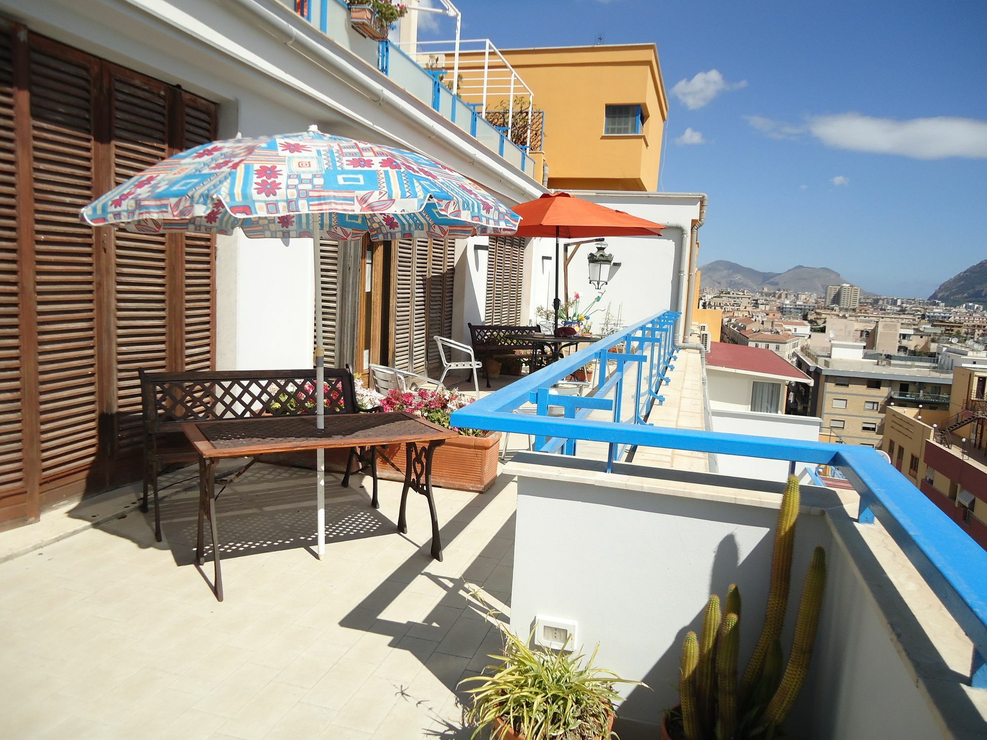 Casa Riccio Hotel Палермо Екстериор снимка